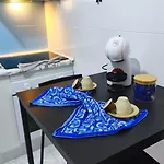 The Whale House Apartmán *