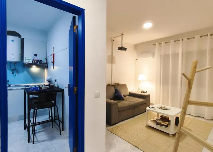 The Whale House * Atouguia Da Baleia